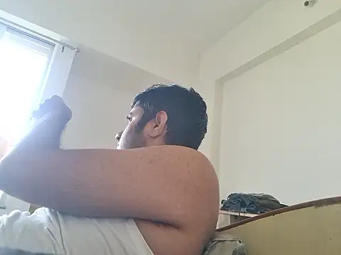 Jonrobinso online show from June 6, 11:37 am