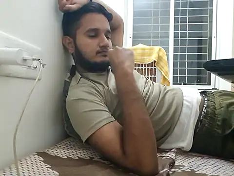 Jonrobinso online show from July 3, 4:46 pm