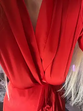 LoveLuna  online show from October 8, 6:27 pm