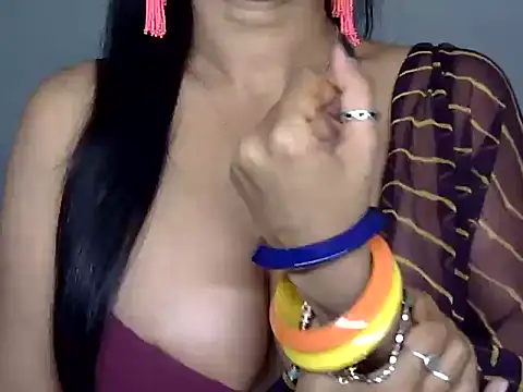 Snapshot of cute_sweeetu chatting on March 5, 9:27 am cute sweeetu online show from March 5, 9:27 am