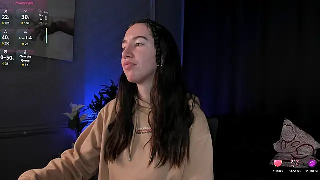 Belle Via online show from March 3, 6:14 pm