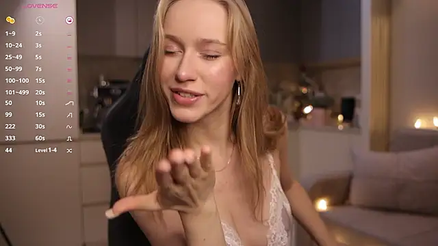 Snapshot of PollyAgata chatting on March 3, 7:09 pm PollyAgata online show from March 3, 7:09 pm