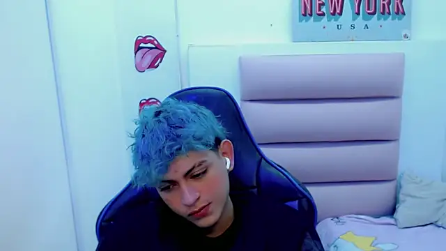 Yosepp  online show from January 18, 3:20 am