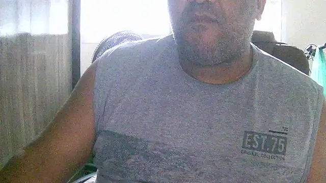 Snapshot of ulmo_br chatting on September 13, 5:13 pm ulmo br online show from September 13, 5:13 pm