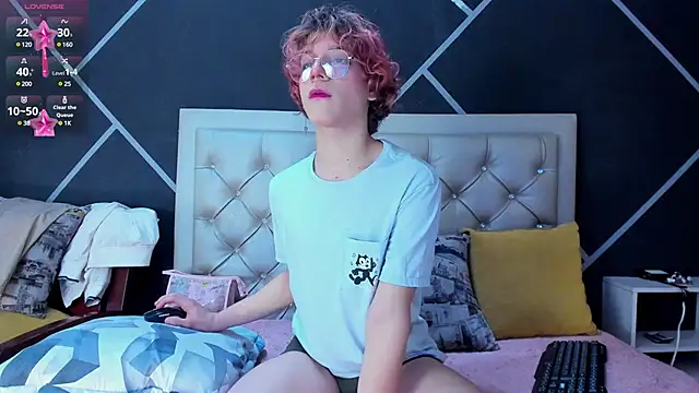 Max lover1 online show from January 6, 3:51 pm