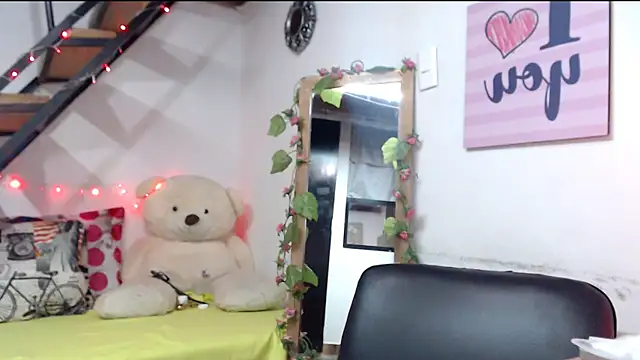 luna sky83 online show from December 15, 4:04 pm