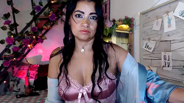 luna sky83 online show from June 18, 11:58 am