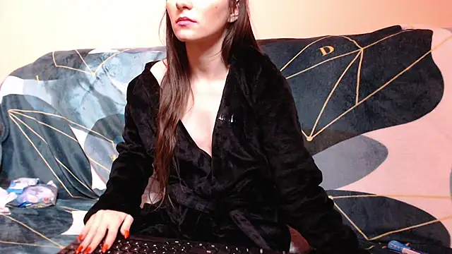 AlmaQueen online show from December 28, 12:56 pm