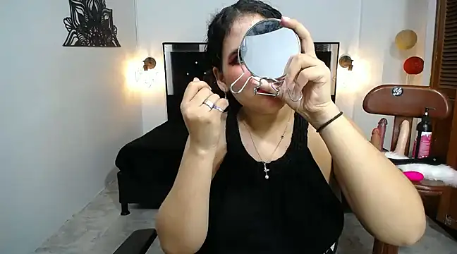 Snapshot of candy_hairy chatting on March 9, 3:32 am candy hairy online show from March 9, 3:32 am