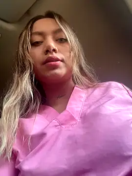 amanda-medrano1 online show from October 9, 2:04 pm