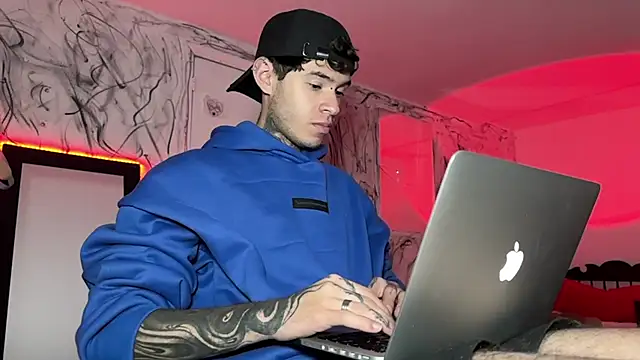 Saturno v online show from January 29, 3:22 am