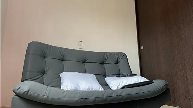 Saturno v online show from March 15, 5:26 pm