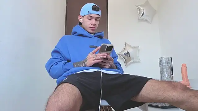 Saturno v online show from September 12, 9:42 am