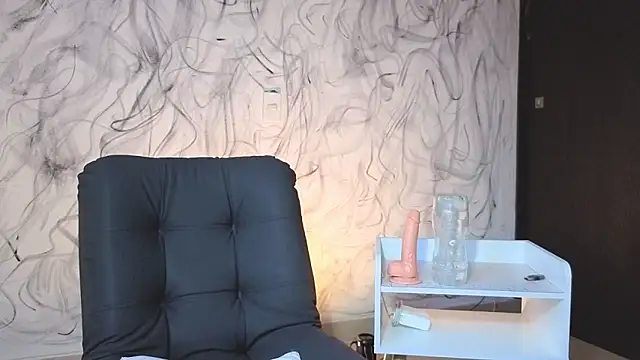 Saturno v online show from October 4, 10:52 pm