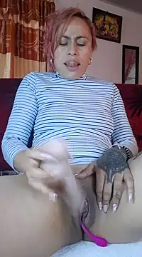 Sexy-Favgirl online show from December 14, 12:33 pm