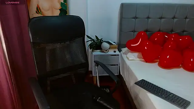 ChloeSanchezx online show from February 16, 1:36 am