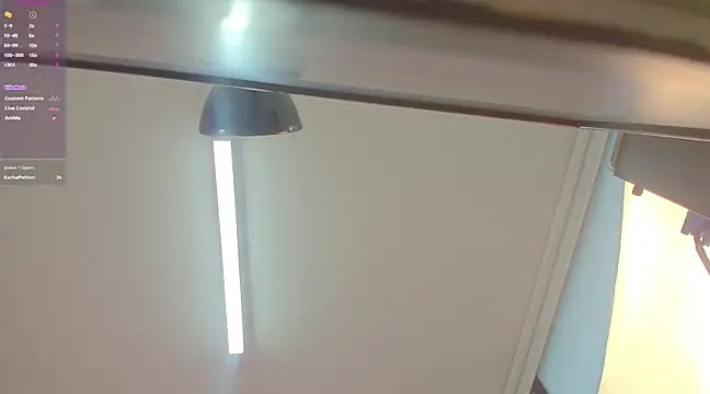 soyzarahtorres online show from December 30, 5:44 pm