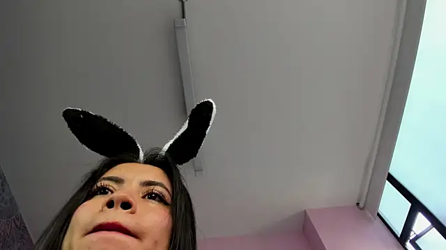 soyzarahtorres online show from January 4, 3:28 pm