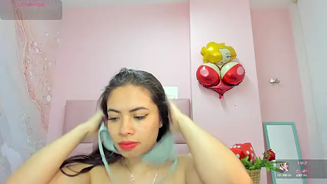 soyzarahtorres online show from September 30, 12:26 am