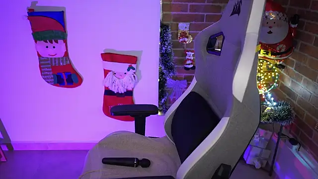 anyacutex online show from December 18, 9:51 pm