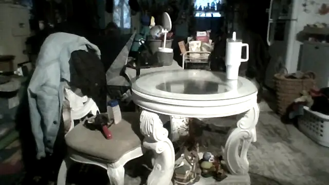 lilbishmiss online show from March 4, 12:44 pm