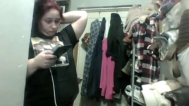 lilbishmiss online show from March 9, 10:30 am