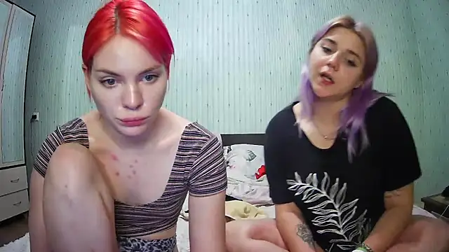 ChrisGirls online show from December 6, 7:23 pm