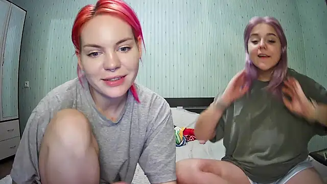 ChrisGirls online show from December 18, 2:17 pm
