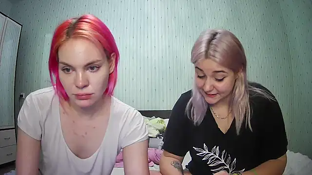 ChrisGirls online show from December 29, 1:49 pm