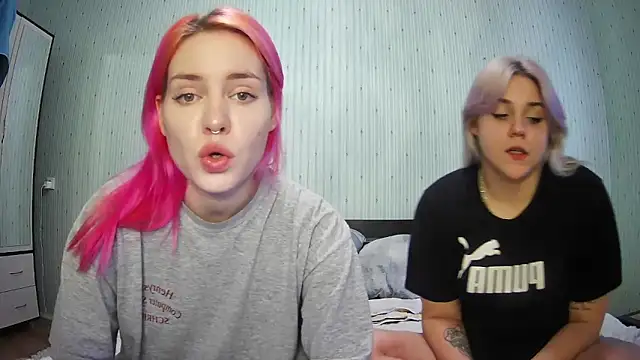 ChrisGirls online show from January 7, 10:11 am
