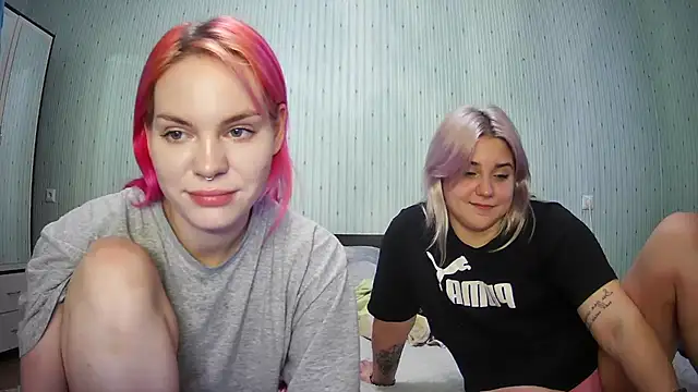 ChrisGirls online show from January 7, 1:14 pm