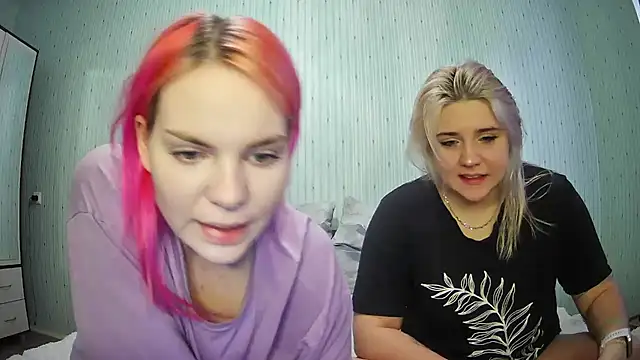ChrisGirls online show from January 11, 8:54 am