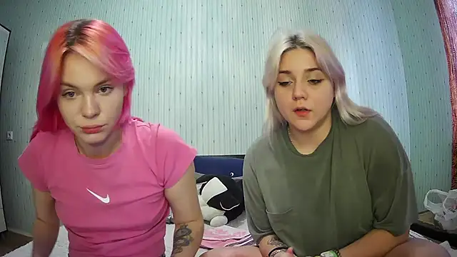 ChrisGirls online show from January 12, 11:07 am