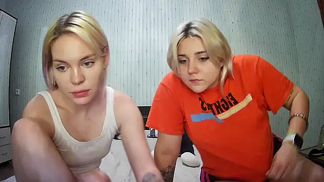 ChrisGirls online show from January 26, 2:41 pm