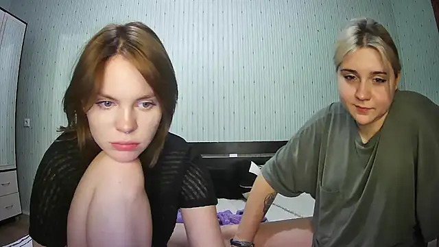 ChrisGirls online show from February 1, 5:26 pm
