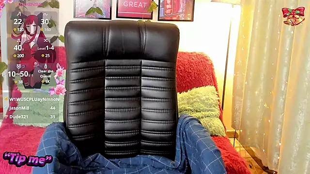 KarambaMoon online show from December 4, 10:51 pm