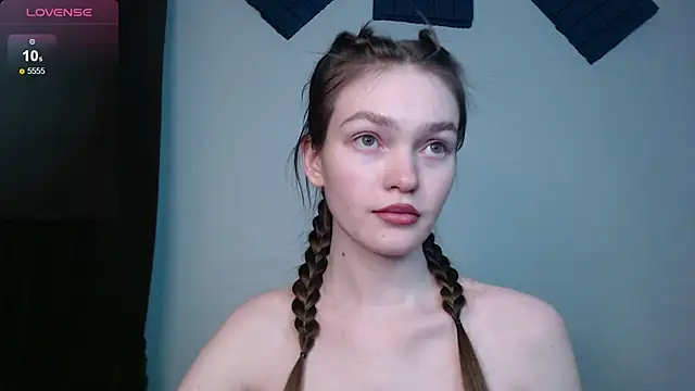 stellapayne1 online show from March 6, 2:29 pm