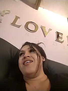 Snapshot of kimCosseyy chatting on March 21, 2:05 am kimCosseyy online show from March 21, 2:05 am