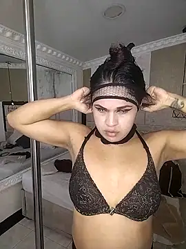 Snapshot of kimCosseyy chatting on March 27, 2:06 am kimCosseyy online show from March 27, 2:06 am