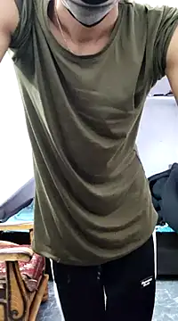 Snapshot of Habibi_big_b chatting on December 2, 8:22 pm Habibi big b online show from December 2, 8:22 pm