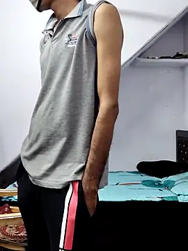 Snapshot of Habibi_big_b chatting on December 4, 5:00 pm Habibi big b online show from December 4, 5:00 pm