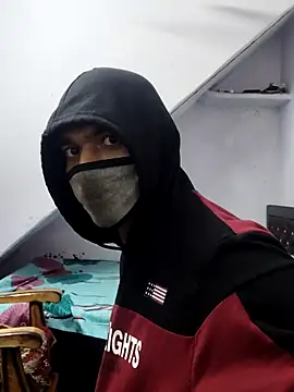 Snapshot of Habibi_big_b chatting on December 25, 8:07 am Habibi big b online show from December 25, 8:07 am