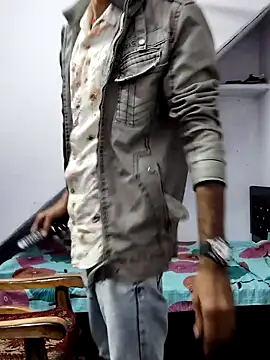 Snapshot of Habibi_big_b chatting on December 26, 8:28 am Habibi big b online show from December 26, 8:28 am