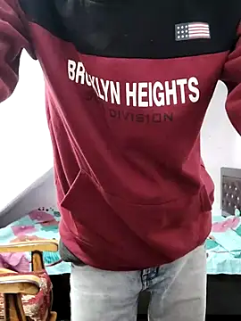 Snapshot of Habibi_big_b chatting on December 27, 4:58 am Habibi big b online show from December 27, 4:58 am