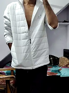 Snapshot of Habibi_big_b chatting on January 20, 7:25 am Habibi big b online show from January 20, 7:25 am