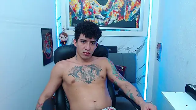 targuerian22 online show from November 14, 3:38 am