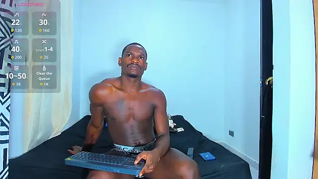 edwin mosquera1 online show from October 1, 11:22 pm