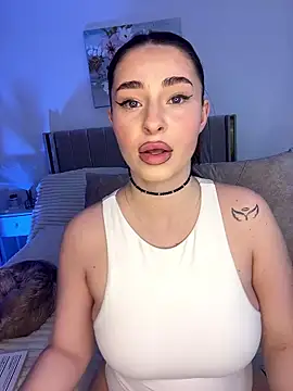 GraceCarther online show from January 15, 6:33 pm