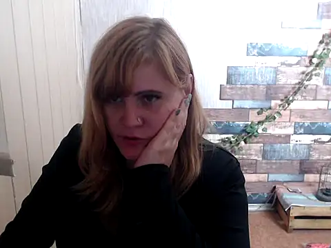 DaniellaKiss online show from October 6, 8:39 pm