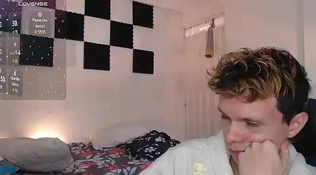 bryamado69 online show from February 11, 6:33 pm